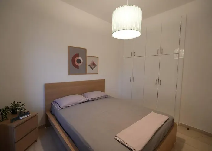 View Loutraki, 2 Bedroom Loutráki